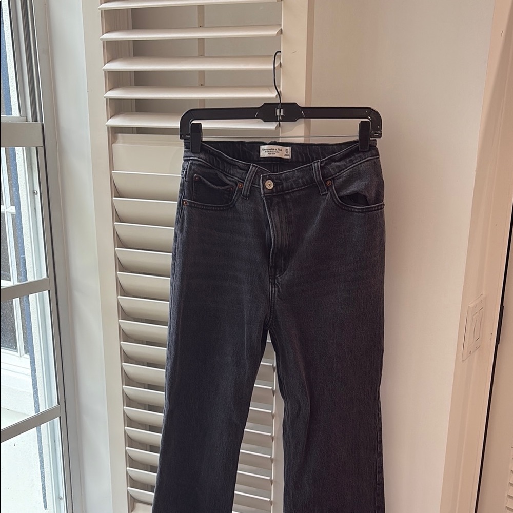 Abercrombie & Fitch The Dad High Rise Crossover Jeans Black Size 27/4